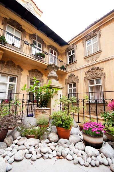 Hotel U Zlatého jelena (Golden Deer Hotel)