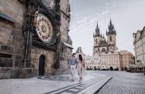 三月 - 布拉格的日出日落时间表