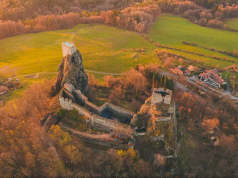 Trosky Castle – a symbol of the Bohemian Paradise Trosky Castle