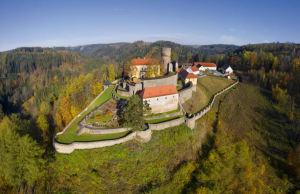 Svojanov Castle – a place where the Gothic and the Empire mix, that is, the Middle Ages and the 19th century Svojanov Castle