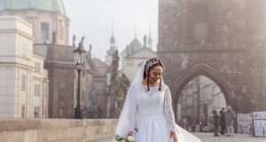 Why Prague is an Amazing Place to Get Married and Pre-Wedding Photos?