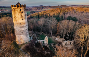 Tarihi ve El Sanatları Eğitim Merkezi ile Šelmberk Kalesi