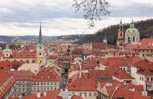 המגדל האסטרונומי קלמנטינום וספריית הבארוק