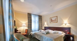 Hotel EA w centrum miasta EA Hotel DownTown