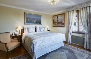 Goldener Brunnen (Hotel U Zlaté studně) Golden Well (Hotel U Zlaté studně)