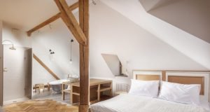 Hotel at the Golden Scissors (U Zlatých nůžek)