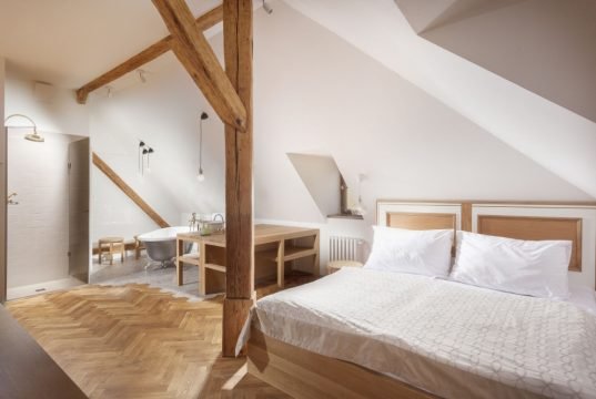 Hotel at the Golden Scissors (U Zlatých nůžek)
