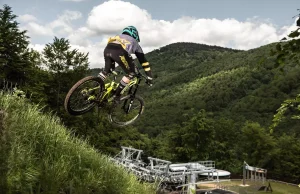 Cycling Routes Around Prague: A Guide to Scenic Trails and Countryside Excursions Bike park Klíny