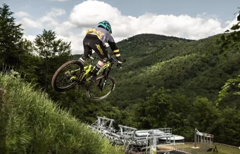 프라하 주변의 자전거 경로: 아름다운 산책로와 시골 여행 안내 Bike park Klíny