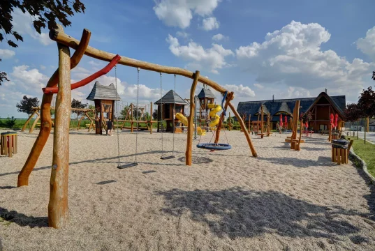 12 Must-Try Kid-Friendly Adventures in Prague Chleby Zoo