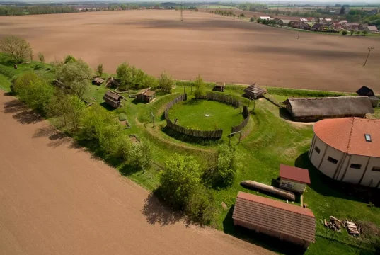 Všestary Prehistoric Archeopark Všestary Prehistoric Archeopark