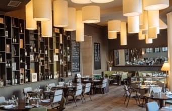 ארומי Aromi Restauran in Prague