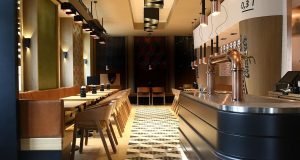 בודווארקה דייביצה Budvarka Dejvice Restaurant in Prague