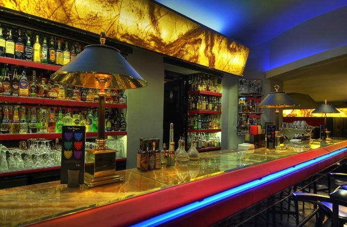 bugsy’s bar-prague-bars