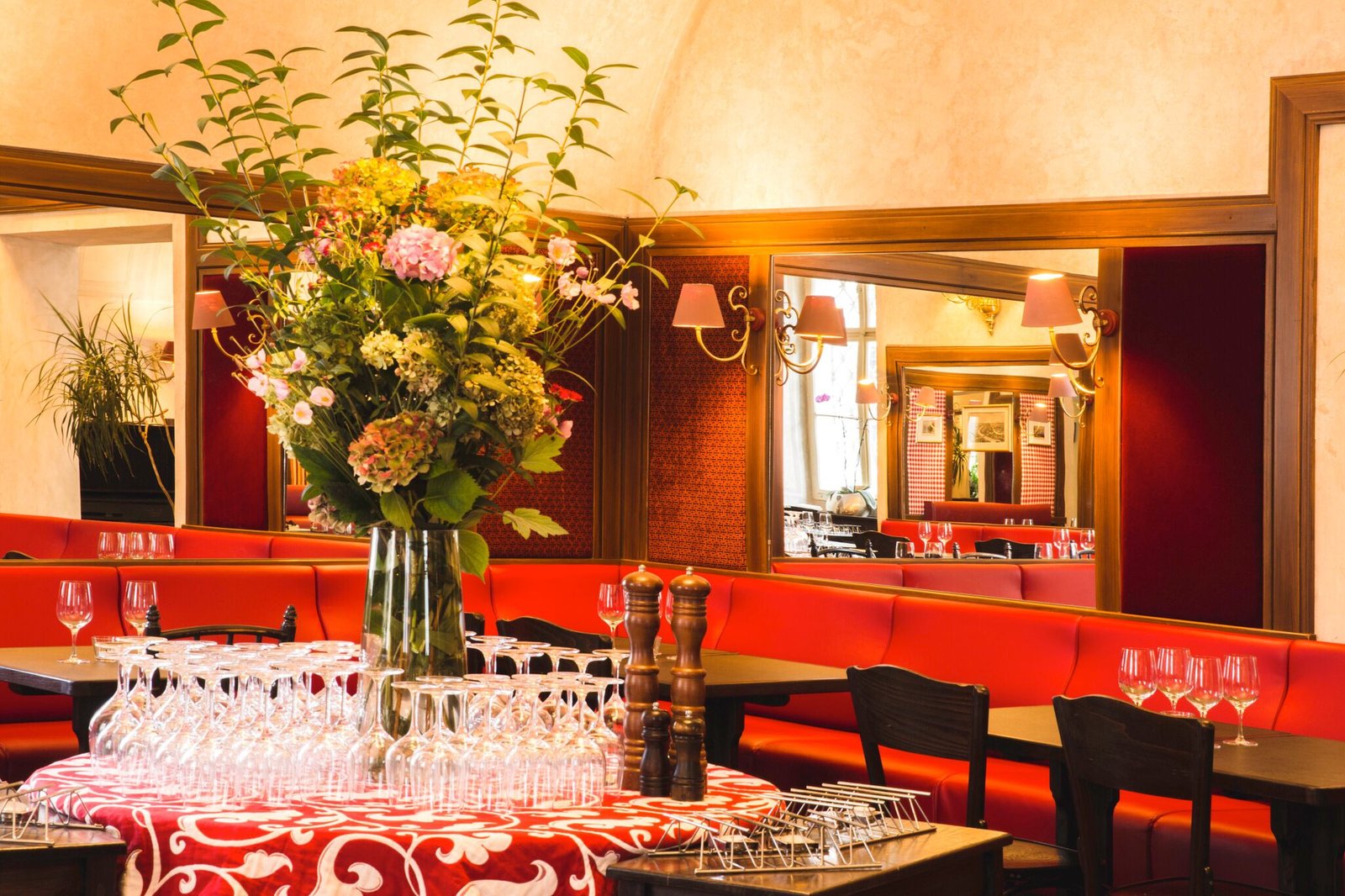 Cafe de Paris Restaurant and Cafe in Prague