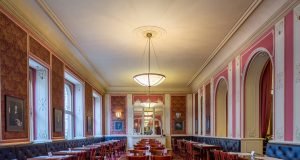 카페 루브르 카페 루브르-프라하-카페