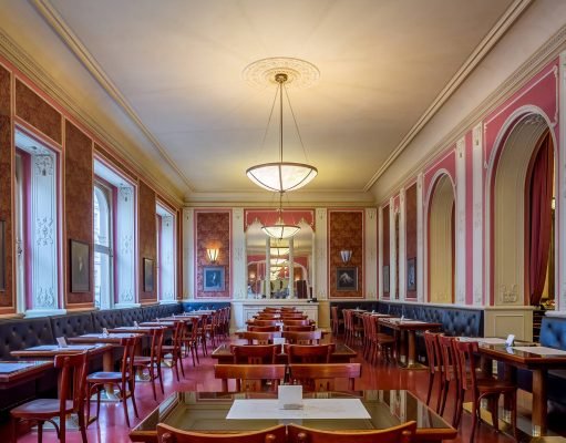 café louvre-prague-cafe