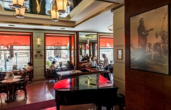 斯拉维亚咖啡馆 cafe slavia-prague-cafe