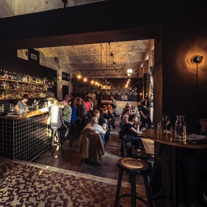 cobra bar-prague-cafe cobra bar-prague-cafe