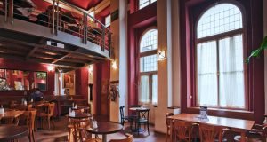 글로브 서점 & 카페 글로브 서점 & 카페-프라하 카페