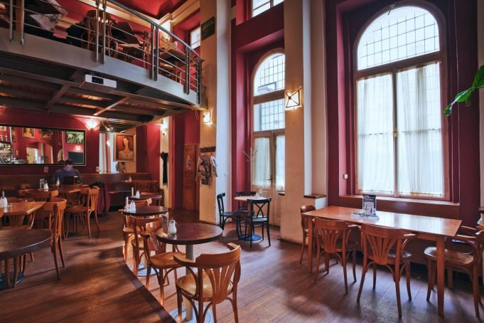 globe bookstore & café-prague-cafe globe bookstore & café-prague-cafe