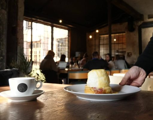 kavárna co hledá jméno-prague-cafe