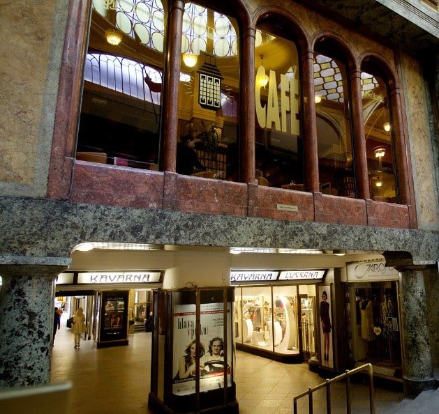 kavárna lucerna-prag-kafeler