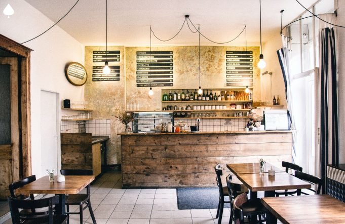 kavárna pod lipami (café under the lindens)-prague-cafe