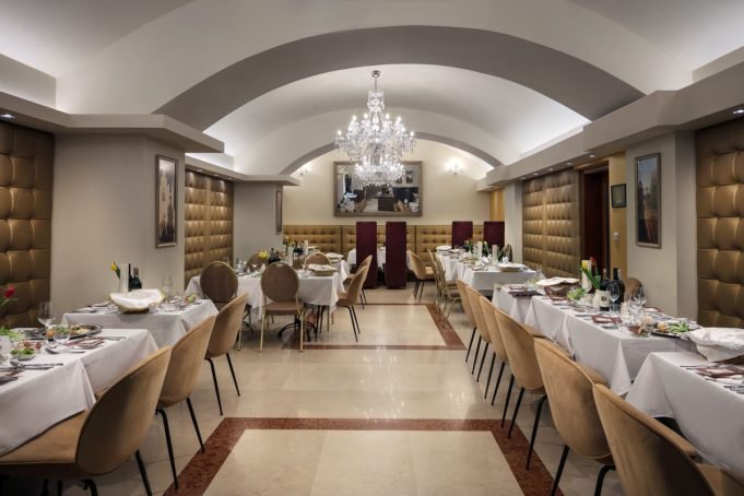 Kosher Restaurant King David in Prague