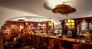 la casa de la havana vieja-prague-bars