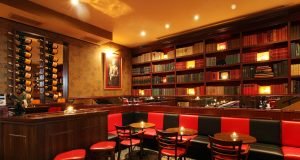 mánesova bar and books-prague-bars