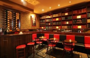 Mánesova 酒吧和书店 mánesova bar and books-prague-bars