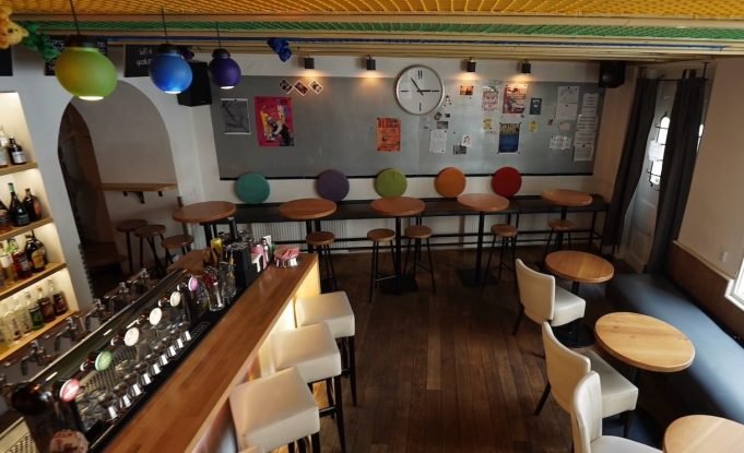 q café-prague-bars q café-prague-bars