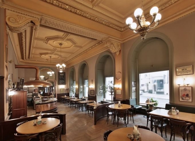 restaurace demínka1 Restaurace Demínka Restaurant in Prague