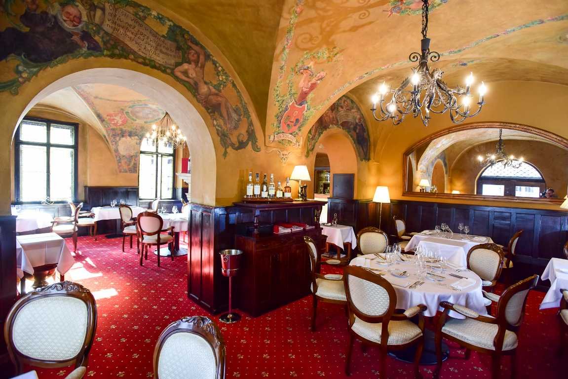 Restaurant U Malířů 1543 in Prague