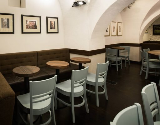 starbucks coffee-prague-cafe