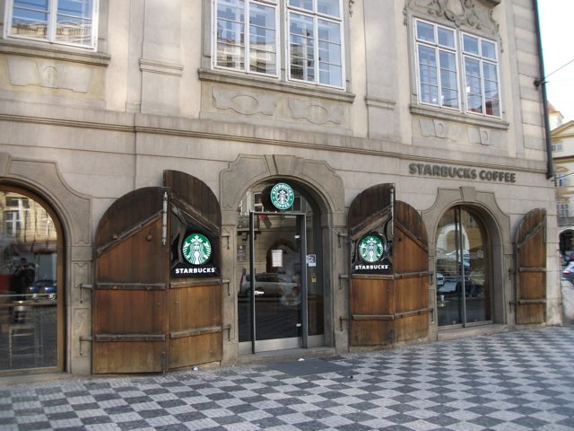 starbucks coffee-prague-cafe
