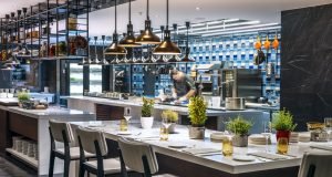 האומן The Artisan Restaurant in Prague