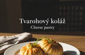 TvarohovĂ˝ kolĂĄÄ (Cheese pastry) TvarohovĂ˝ kolĂĄÄ (Cheese pastry)